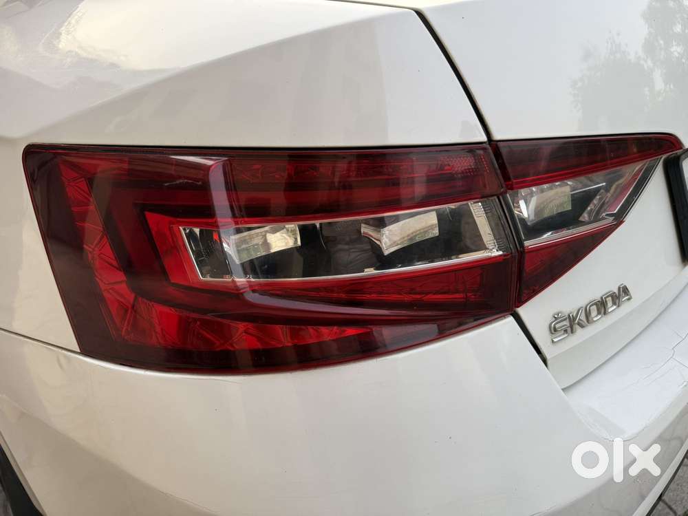 Skoda Superb L&k 2.0 Tdi At, 2018, Diesel