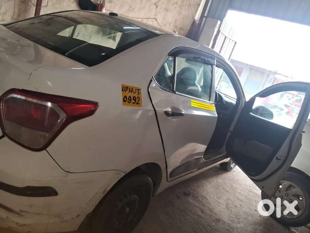 Hyundai Xcent 2019 Manual 185km Driven
