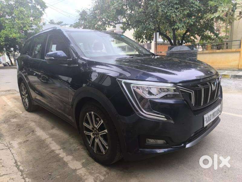 Mahindra Xuv700 2.0 Ax 7 Petrol At Str, 2022, Petrol