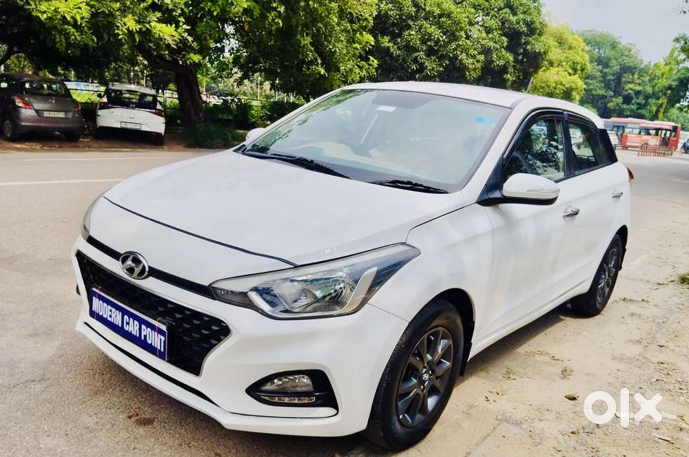 Hyundai Elite I20 Sportz Opt 1.4, 2020, Petrol