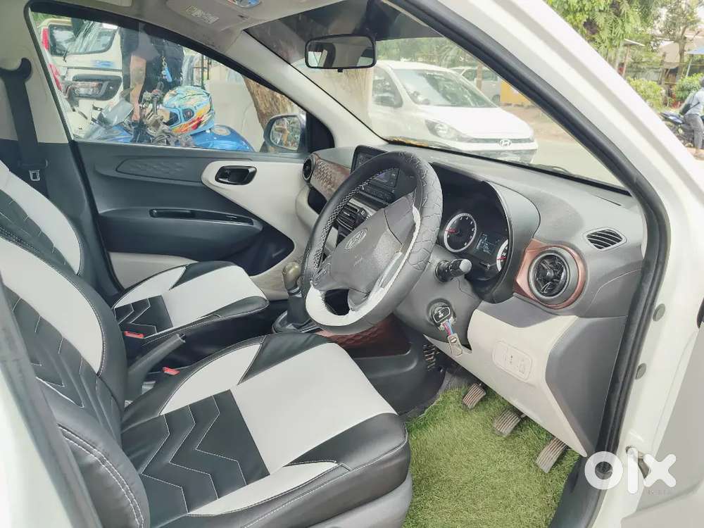 Hyundai Aura 2022 Variant