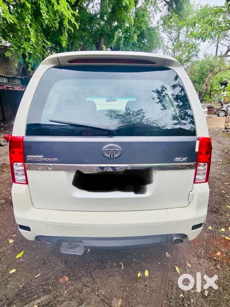 Tata Safari Storme Diesel 2017