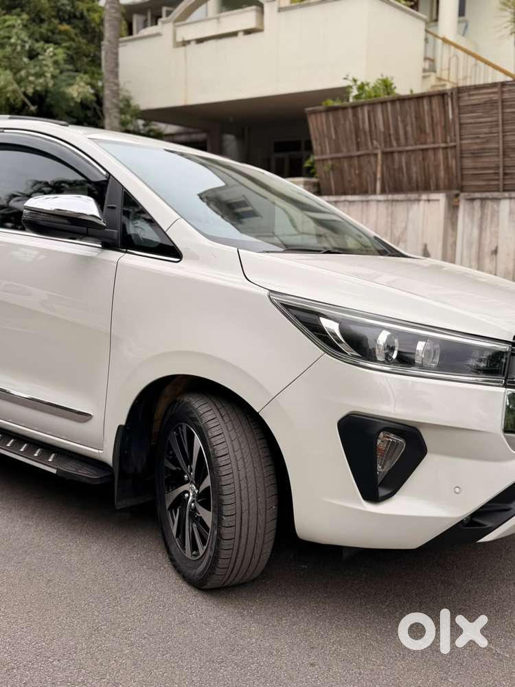 Toyota Innova Crysta 2.4 Z 7 Str, 2022, Diesel
