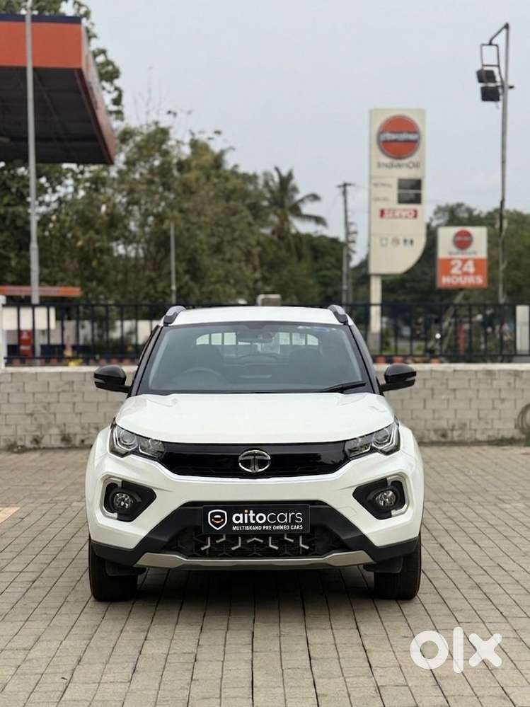 Tata Nexon 1.2 Revotron Xza Plus, 2023, Petrol