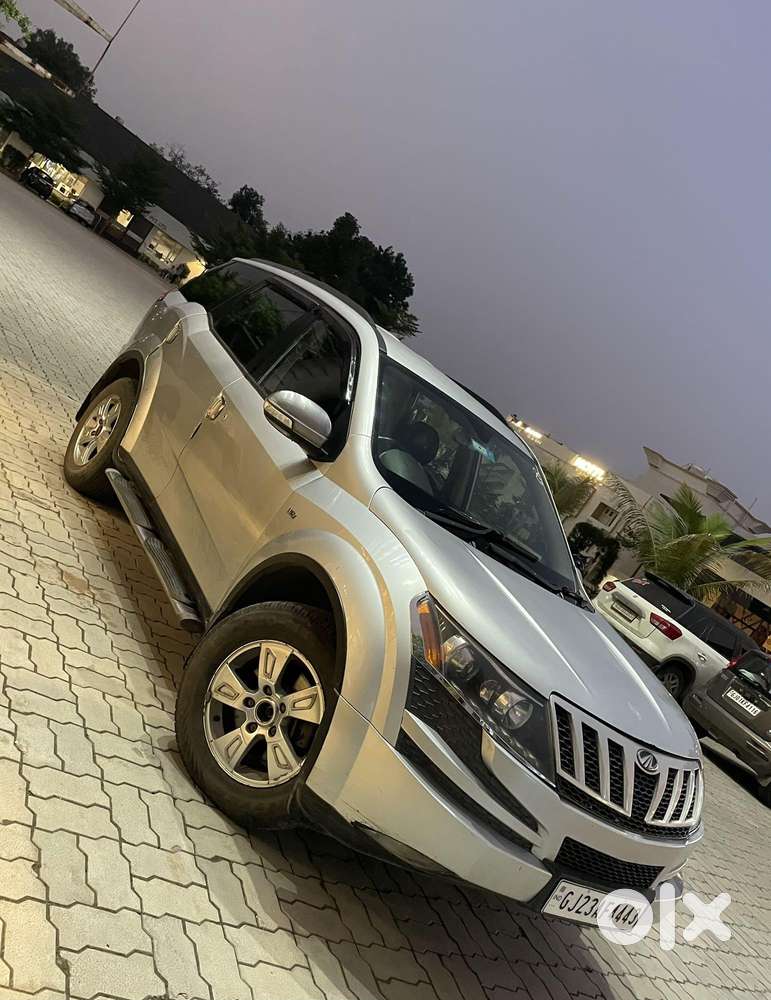 Mahindra Xuv500 W8, 2013
