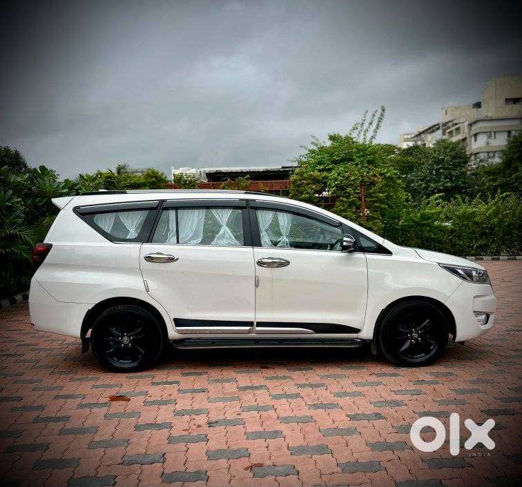 Toyota Innova Crysta 2.4 Gx Mt, 2018, Diesel