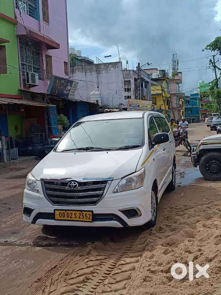 Toyota Innova 2.5 G2 2015