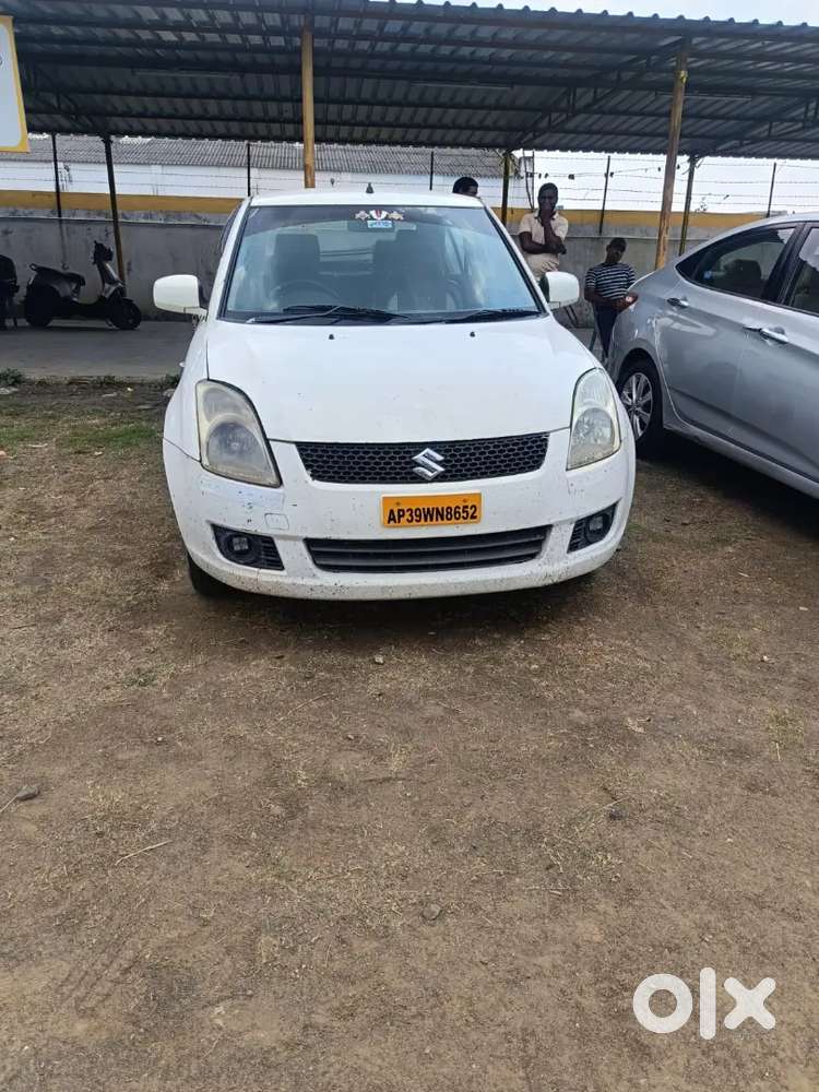 Maruti Suzuki Dzire 2015 Diesel 220000 Km Driven
