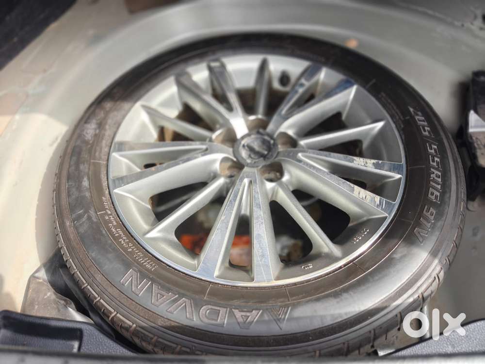 Toyota Corolla Altis 2013-2017 Vl At, 2016, Petrol