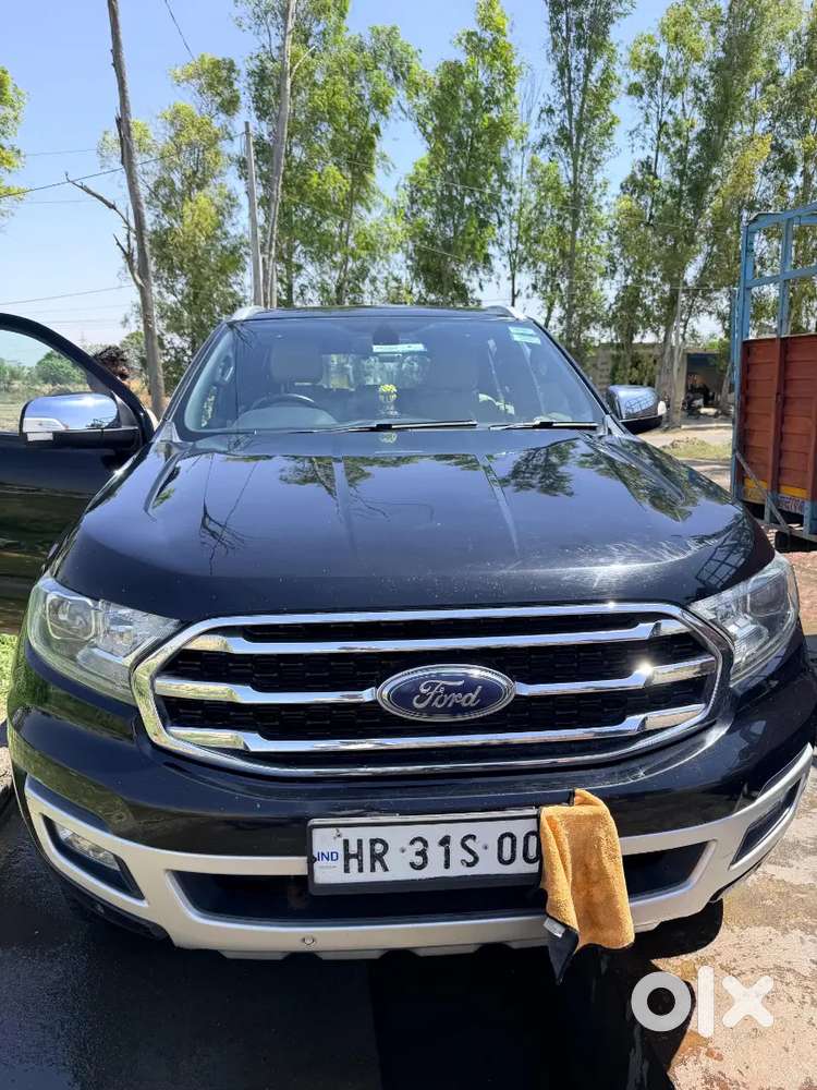 Ford Endeavour 4x4 At Titanium Black 2021