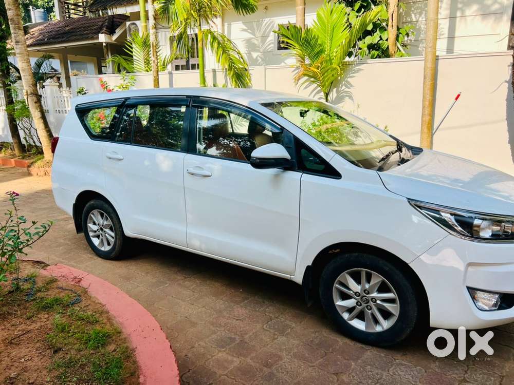 Toyota Innova Crysta 2019