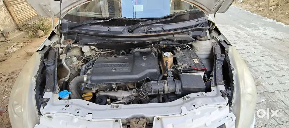 Maruti Suzuki Dzire 2013