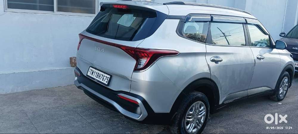 Kia Carens Prestige Plus 2024