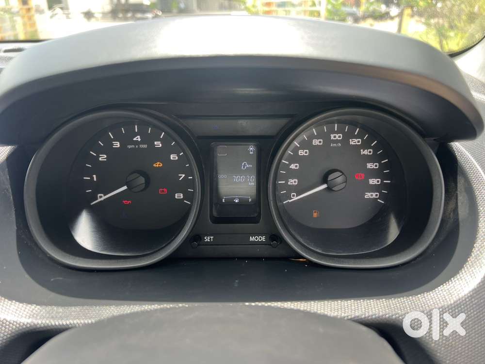 Tata Tiago 1.2 Revotron Xt Rhythm, 2018, Petrol