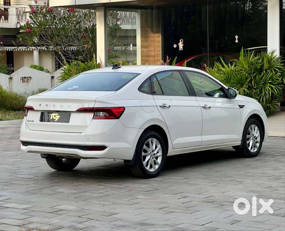 Skoda Slavia, 2022, Petrol