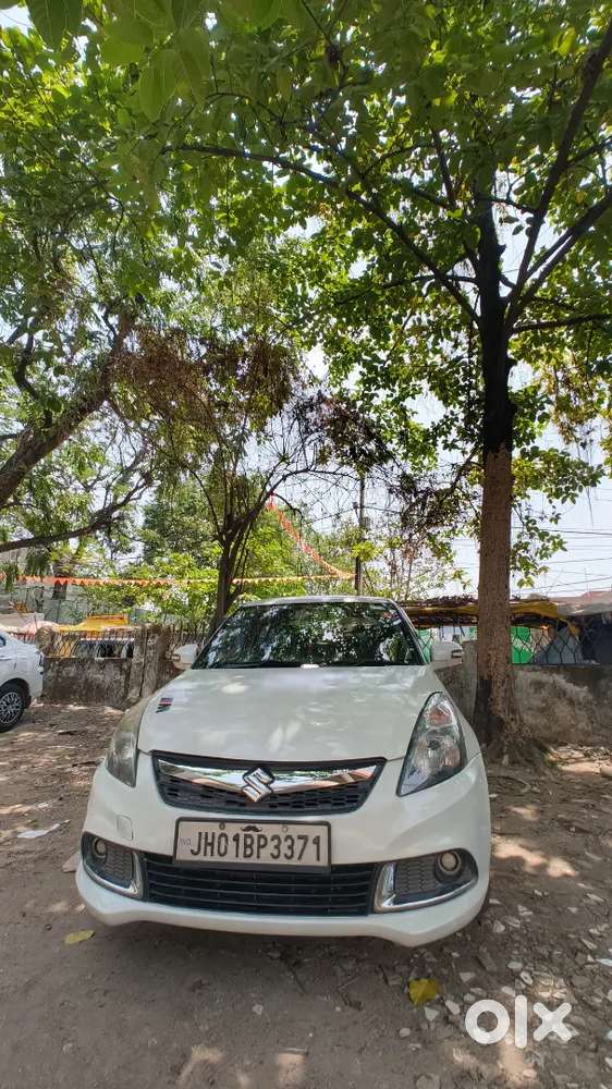 Maruti Suzuki Dzire 2016 Petrol 113000 Km Driven