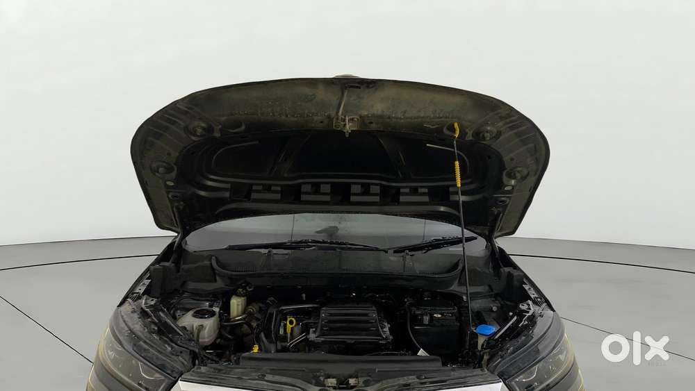 Skoda Kushaq 1.0 Tsi Ambition At, 2022, Petrol