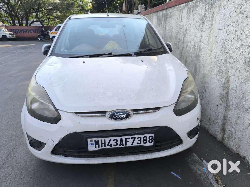 Ford Figo 2011 Petrol 87000 Km Driven
