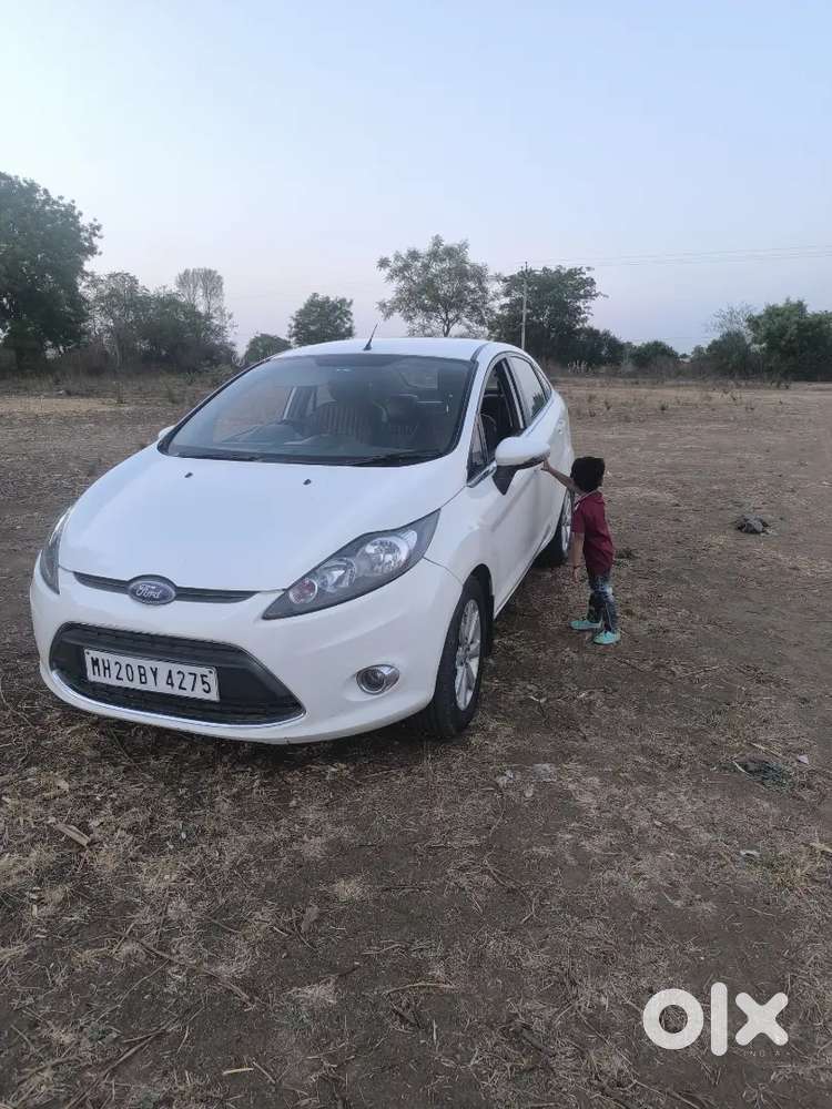 2017 Maruti Suzuki Brezza Zdi I10 2016 Fiesta 2011
