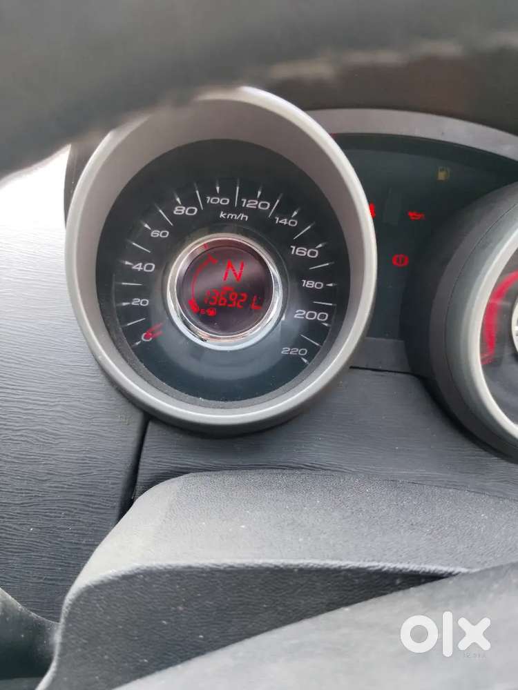 Mahindra Xuv500 2014 Km Driven