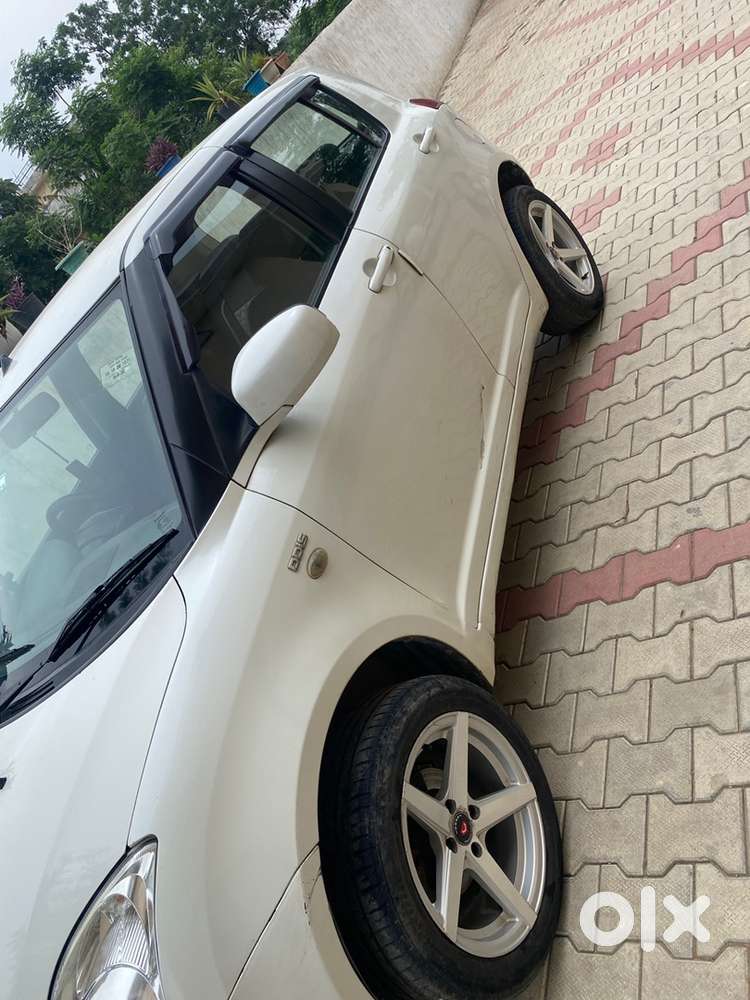 Maruti Suzuki 2011 Car