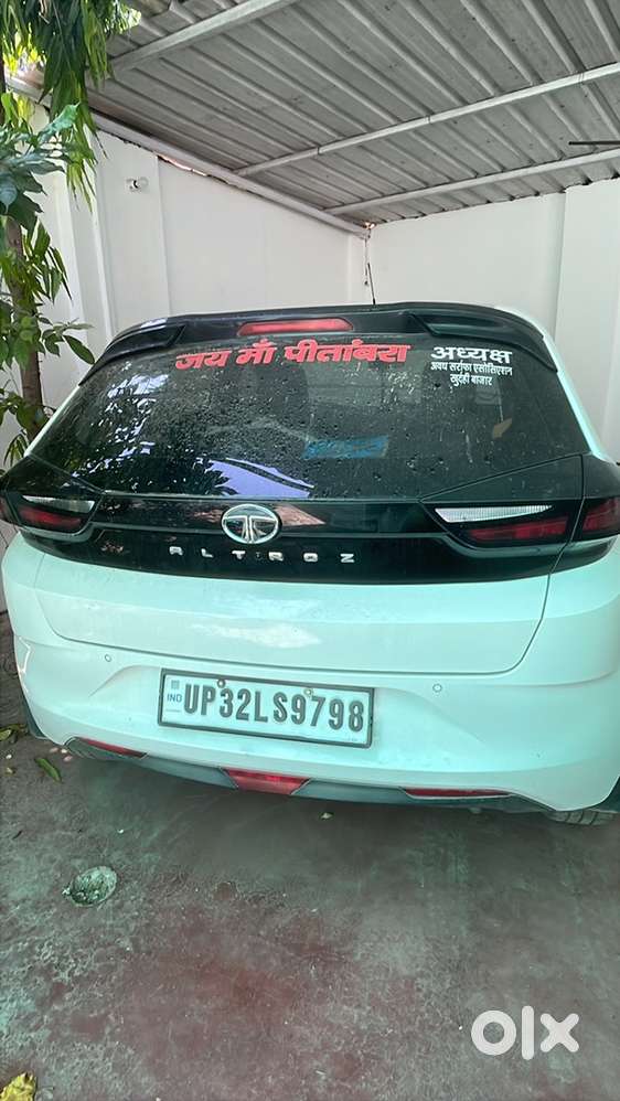 Tata Altroz Petrol 2021
