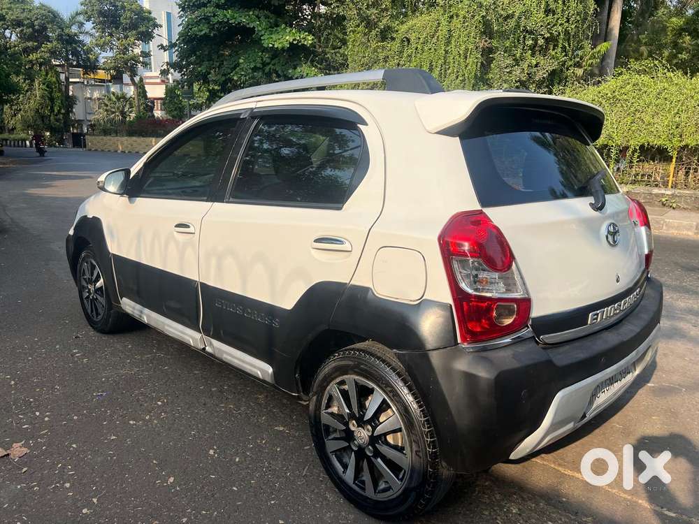 Toyota Etios Liva Cross-d, 2014, Diesel