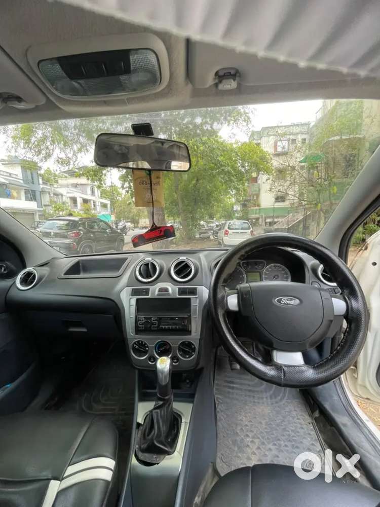 Ford Fiesta Classic 2012 Diesel 120000 Km Driven