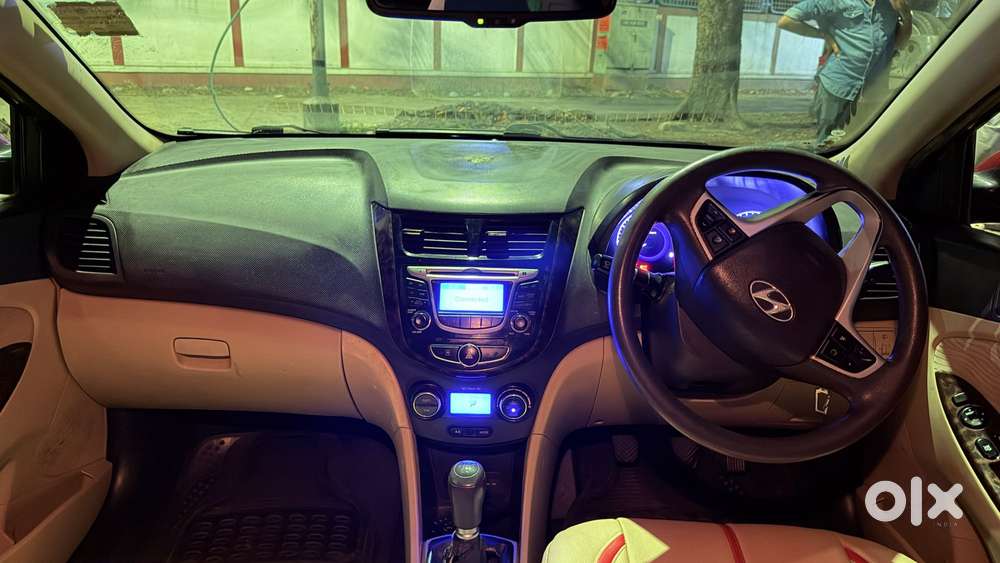 Hyundai Fluidic Verna 1.6 Vtvt Sx, 2013, Petrol