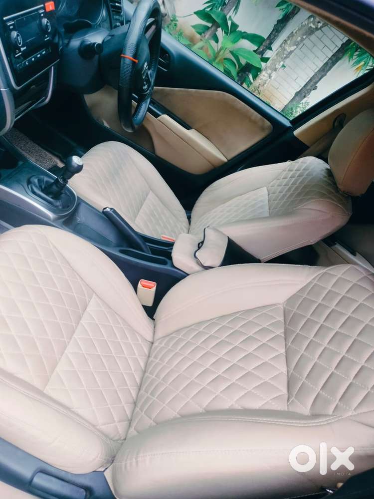 Honda City 1.5 V 2015