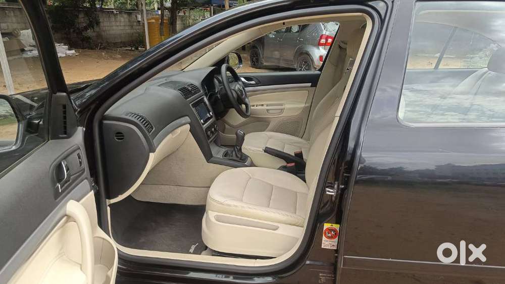 Skoda Laura Classic 1.8 Tsi, 2012, Petrol