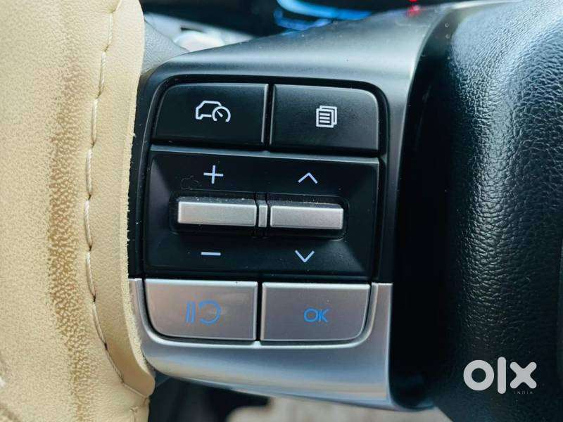 Hyundai Verna 1.5 Sx Ivt, 2023, Petrol