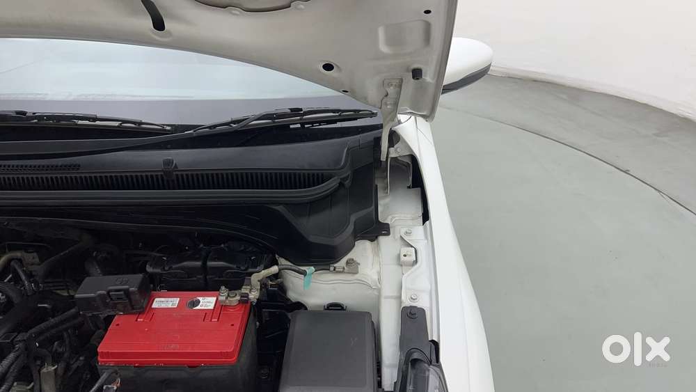 Hyundai New I20 1.2 Asta (o) Mt, 2022, Petrol