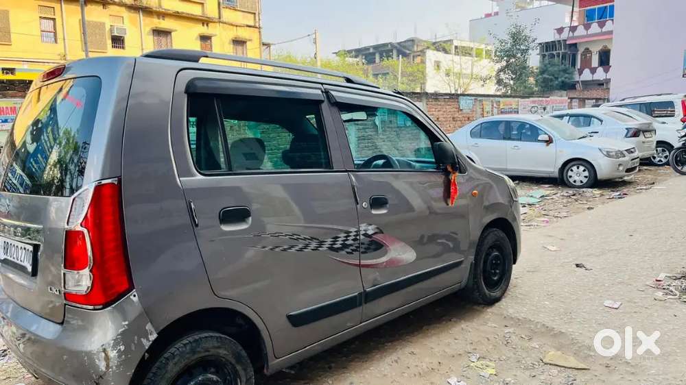 Maruti Suzuki Wagon R 2012 Petrol Well Maintained