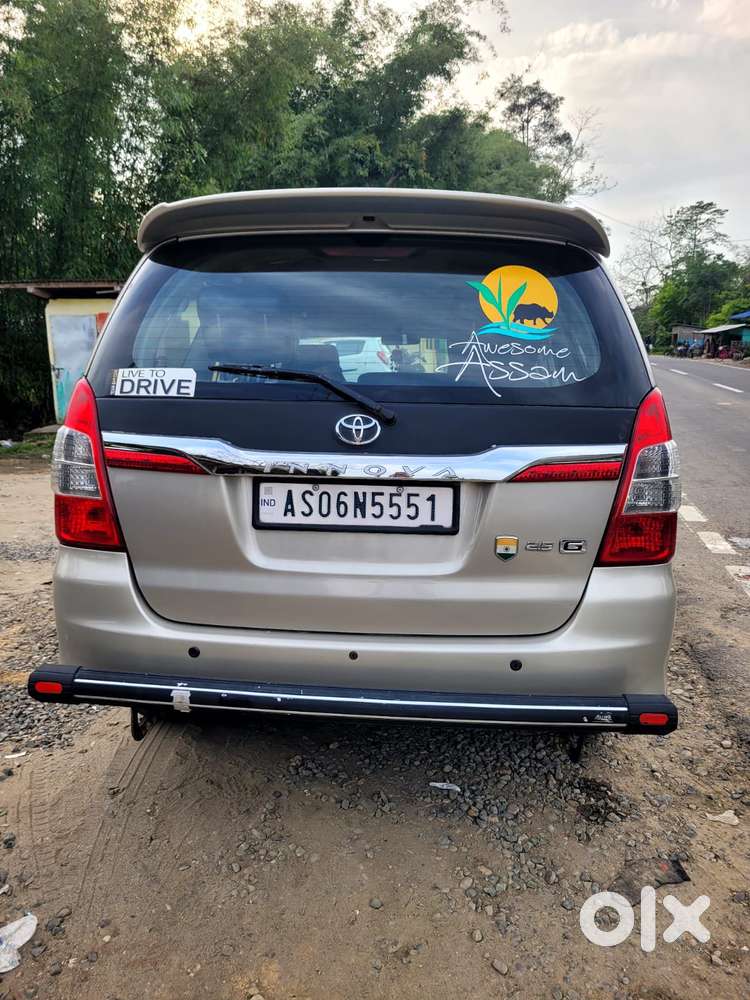 Toyota Innova 2.5 G (diesel) 8 Seater, 2014, Diesel