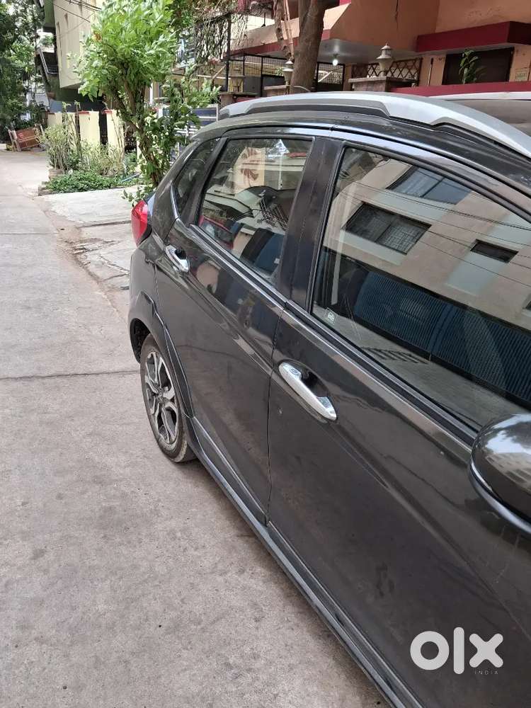 Sunroof Top End Well-maintained ,good Condition