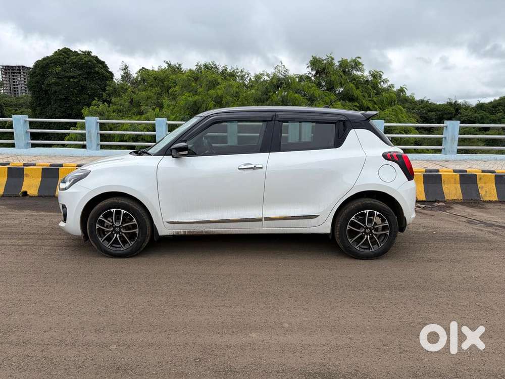 Maruti Suzuki Swift Zxi Plus Dual Tone, 2022, Petrol