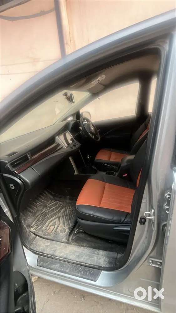 Toyota Innova Crysta 2018 Diesel Well Maintained