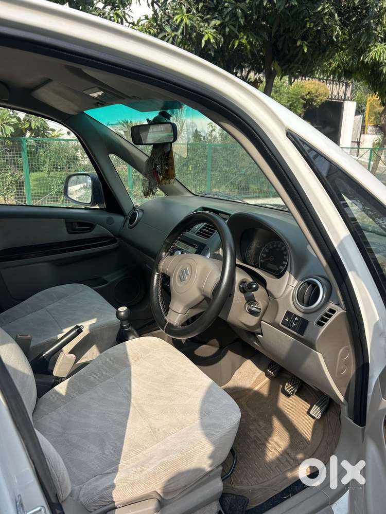 Maruti Suzuki Sx4 Vxi Bsiii, 2010, Petrol