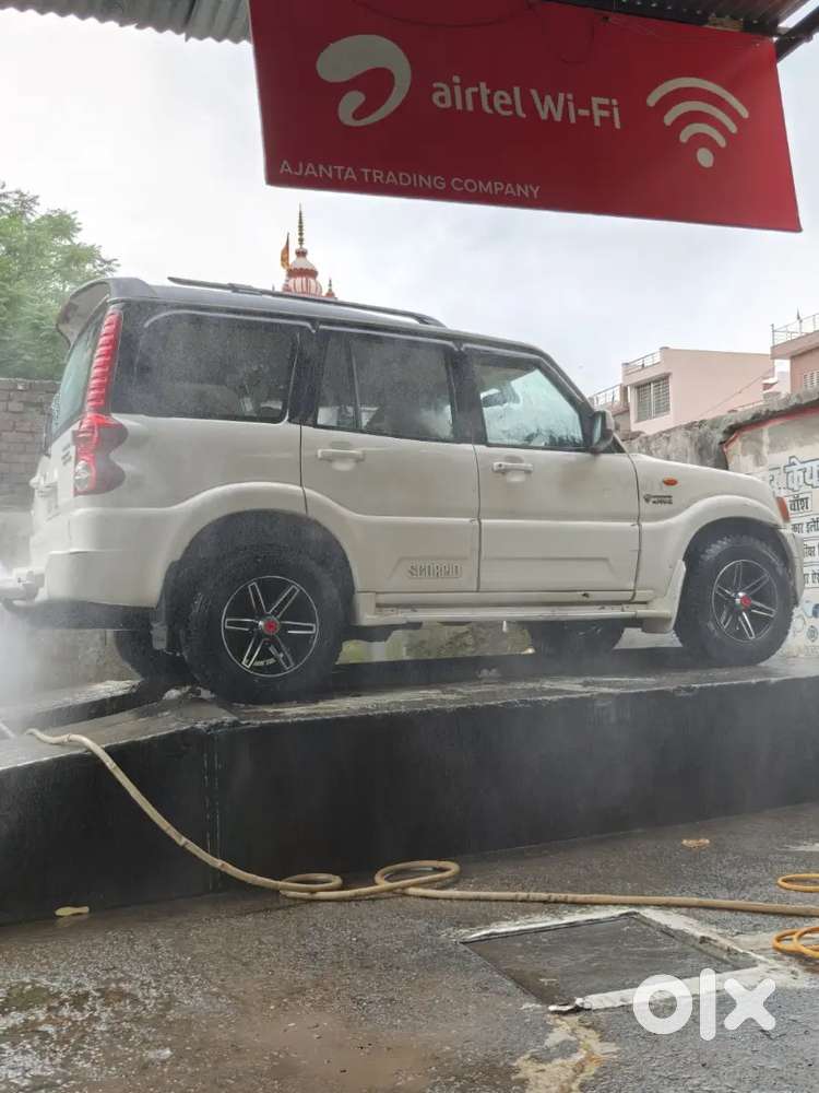 Mahindra Scorpio 2014 Diesel 130000 Km Driven