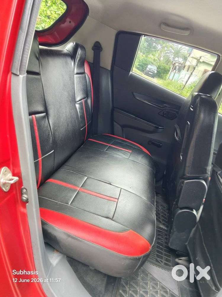 Mahindra Kuv 100 G80 K2, 2018, Petrol