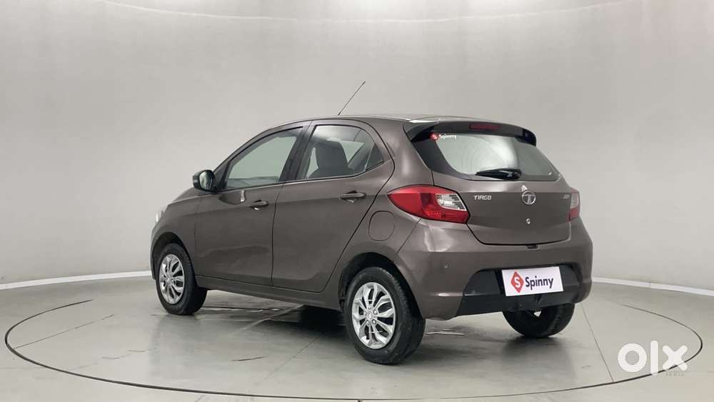 Tata Tiago Xza, 2018, Petrol