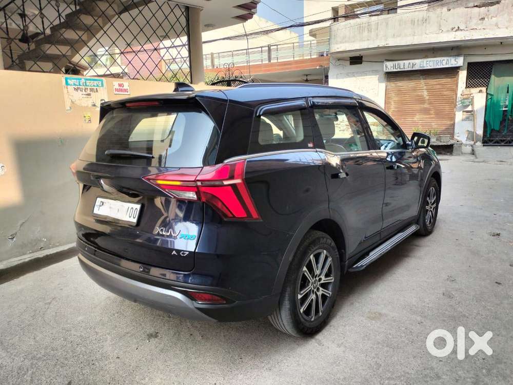 Mahindra Xuv700 2.2 Ax 7 Diesel At Luxury Pack Str, 2022, Diesel