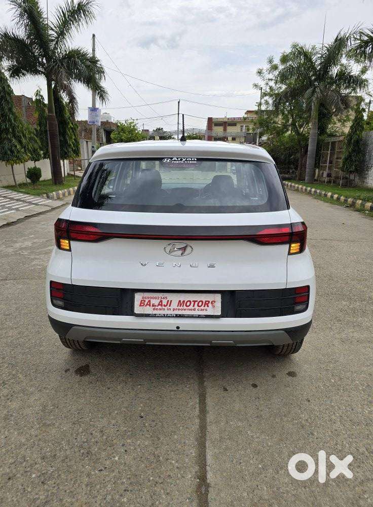 Hyundai Venue S 1.2 Petrol, 2024, Petrol