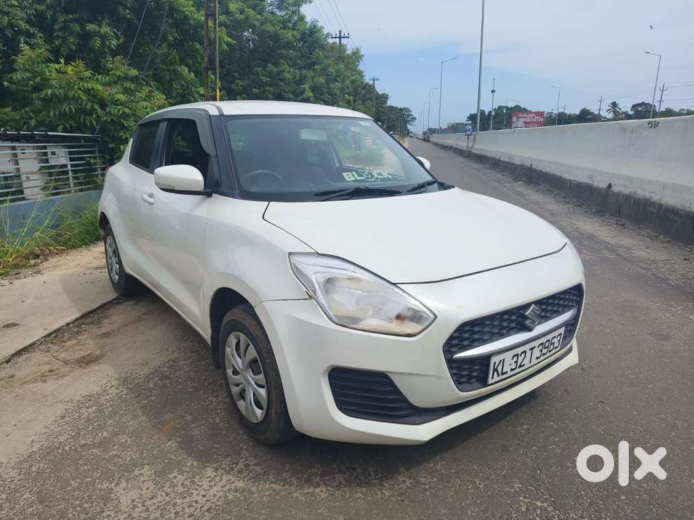 Maruti Suzuki Swift Vxi Optional, 2022, Petrol