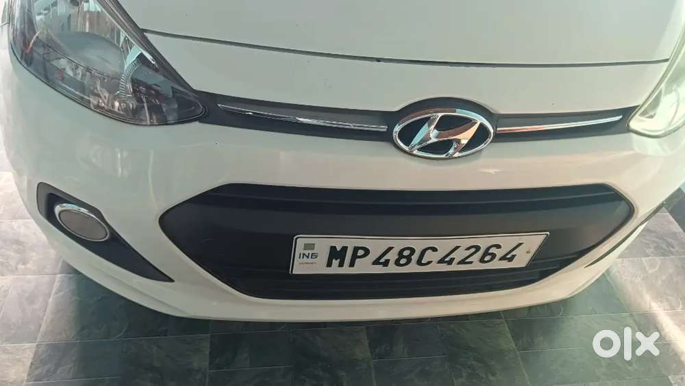 Hyundai Grand I10 2015 Petrol 75000 Km Driven