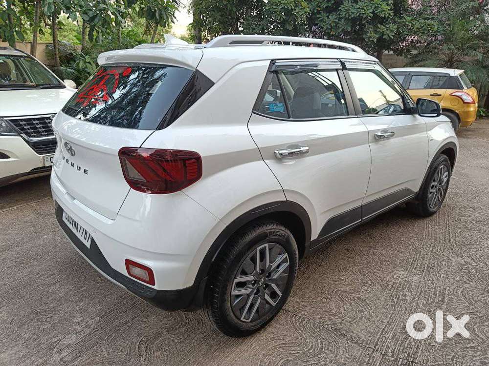 Hyundai Venue 1.0 Sx Turbo Imt, 2021, Petrol