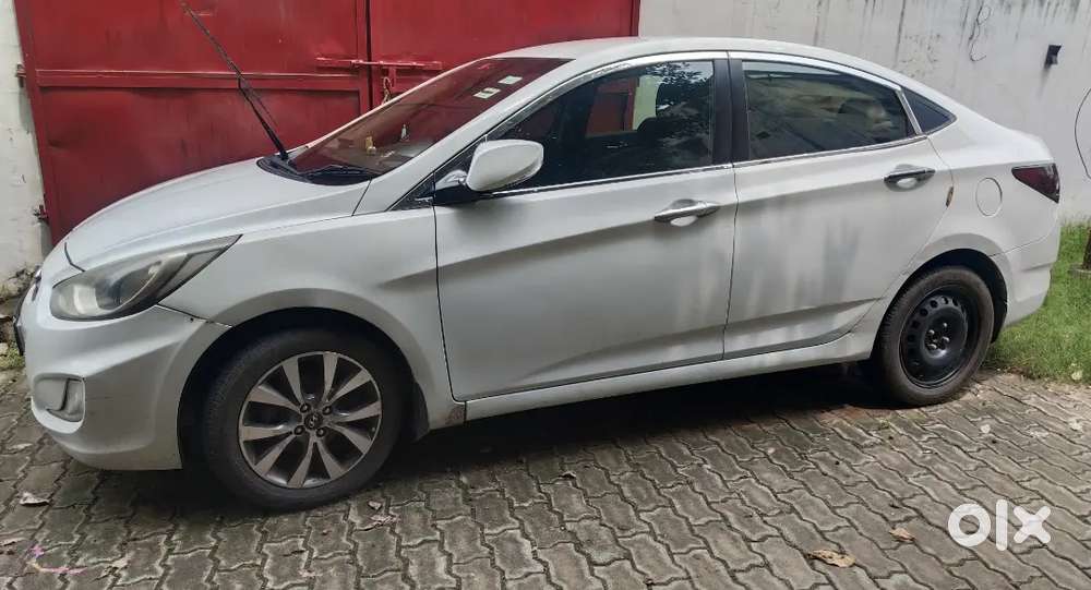 Hyundai Fluidic Verna 2014 Year