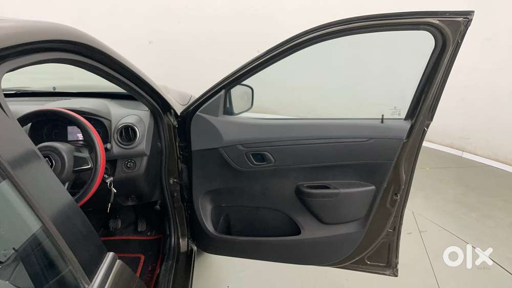Renault Kwid 2019-ongoing 1.0 Rxt Amt (o), 2021, Petrol