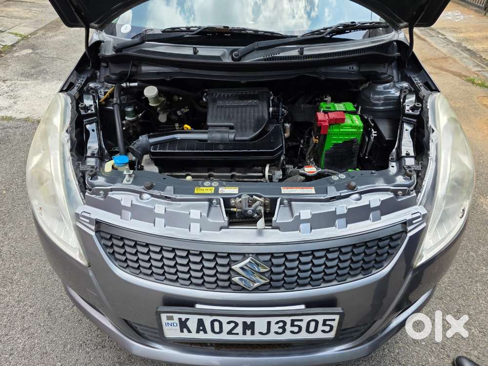 Maruti Suzuki Swift Vxi + Manual, 2014, Petrol